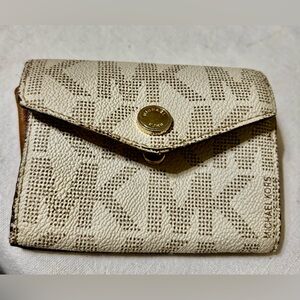 Michael Kors Jet Set Travel Small Signature Logo Coin Purse/Key Holder